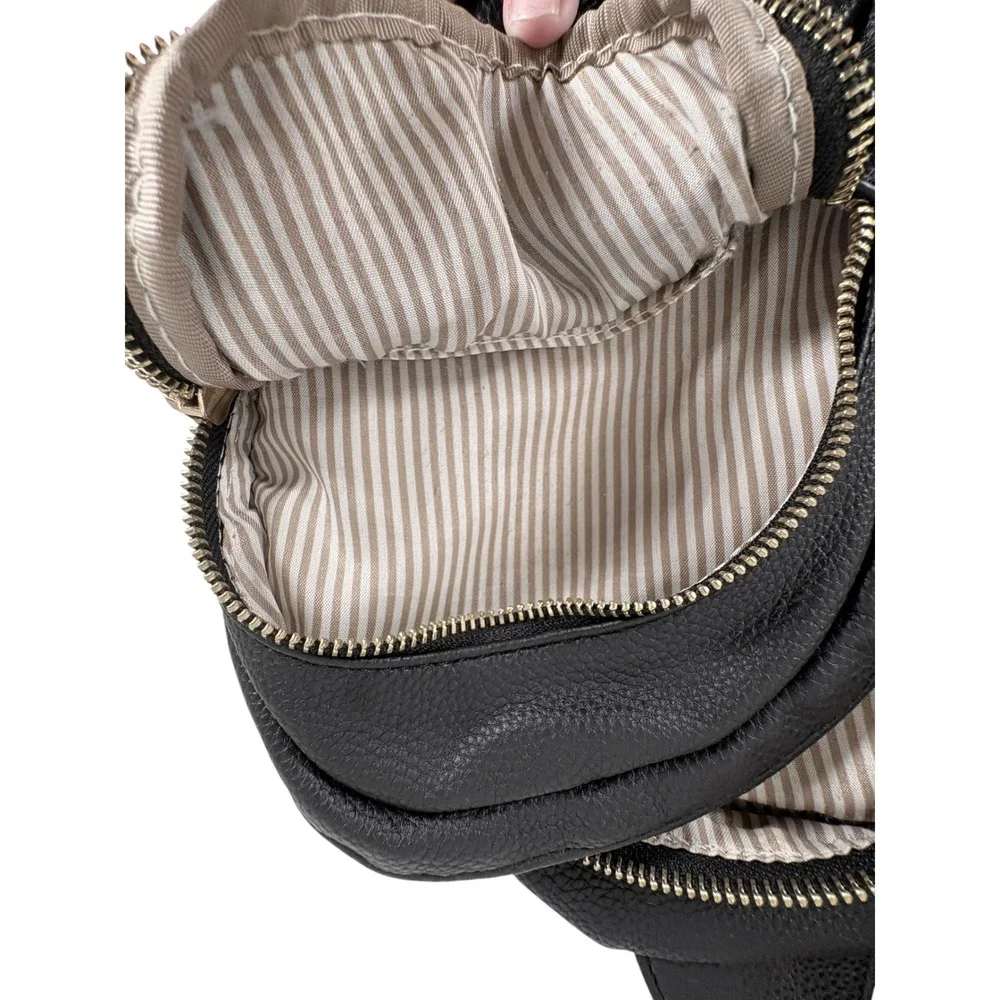 Nanette Lepore Sling Bag Womens Black Excellent Pebbled Vegan Leather Crossbody